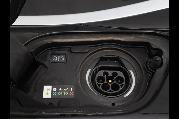 Peugeot 508 1.6 HYbrid Allure | Adaptive cruise | Half leder | Camera | Carplay | Full LED | Navigatie | Climate control | Parkeerhulp | PHEV | Plug In