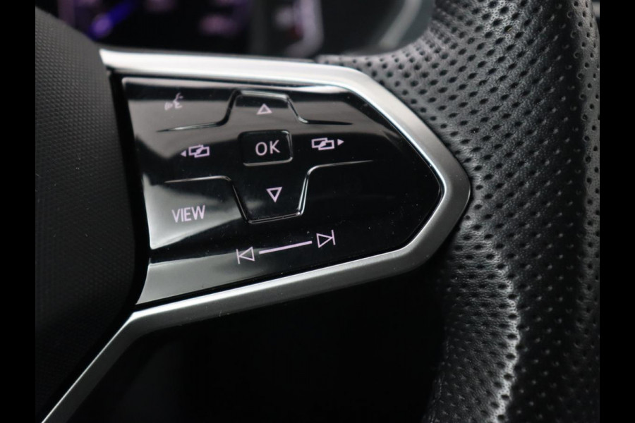 Volkswagen Tiguan 1.5 TSI R-Line | Camera | Matrix LED | Adaptive cruise | Carplay | Navigatie | Keyless | 19'' | Virtual Cockpit | Climate control | Parkeerhulp