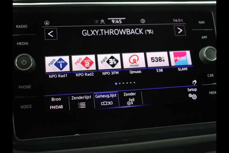 Volkswagen Tiguan 1.5 TSI R-Line | Camera | Matrix LED | Adaptive cruise | Carplay | Navigatie | Keyless | 19'' | Virtual Cockpit | Climate control | Parkeerhulp