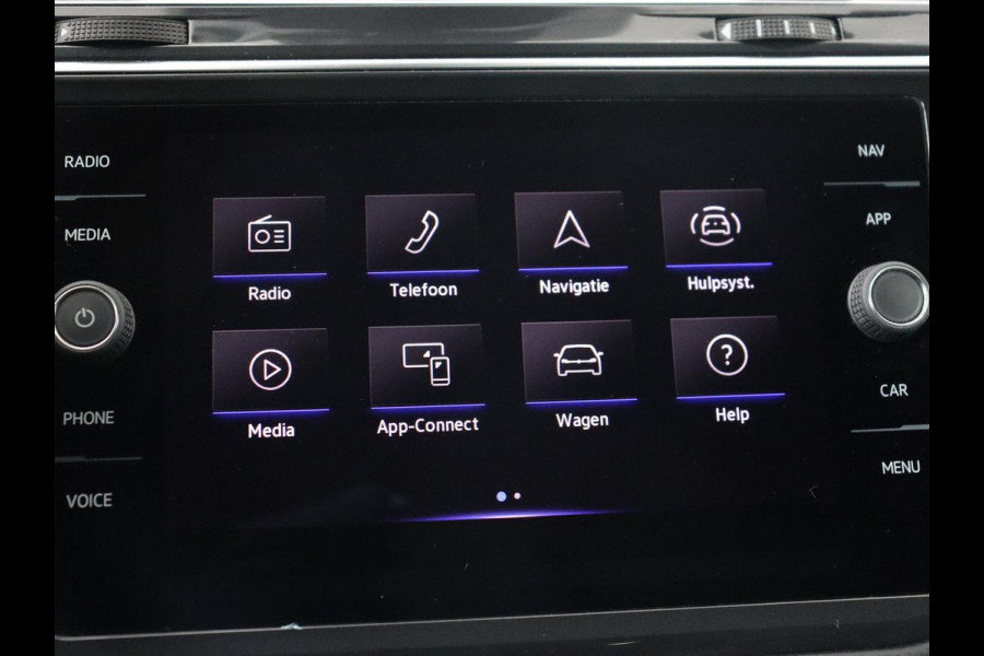 Volkswagen Tiguan 1.5 TSI R-Line | Camera | Matrix LED | Adaptive cruise | Carplay | Navigatie | Keyless | 19'' | Virtual Cockpit | Climate control | Parkeerhulp