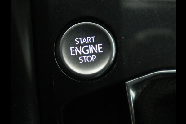 Volkswagen Tiguan 1.5 TSI R-Line | Camera | Matrix LED | Adaptive cruise | Carplay | Navigatie | Keyless | 19'' | Virtual Cockpit | Climate control | Parkeerhulp