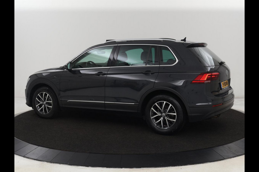 Volkswagen Tiguan 1.5 TSI Comfortline | Panoramadak | Stoelverwarming | Massage | Adaptive cruise | Carplay | Navigatie | Parkeerhulp