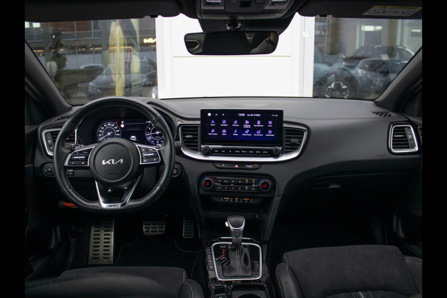 Kia Ceed Sportswagon 1.5 T-GDi GT-Line | Schuifkanteldak | Stoel en stuurverwarming |