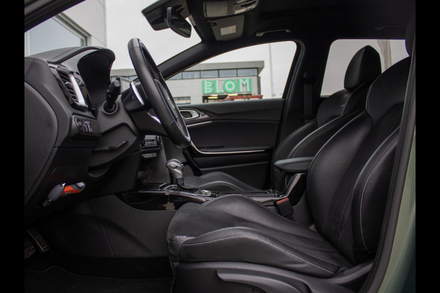 Kia Ceed Sportswagon 1.5 T-GDi GT-Line | Schuifkanteldak | Stoel en stuurverwarming |