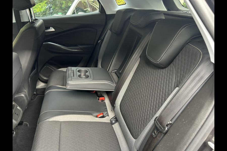 Opel Grandland X 1.2 Turbo 130pk Innovation Navi, Camera, Trekhaak, Stoelverw.