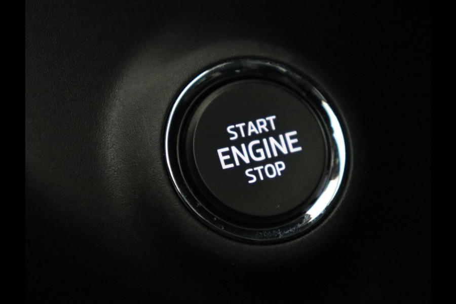 Škoda Karoq 1.5 TSI Sportline | Trekhaak | Stoelverwarming | Camera | Carplay | Virtual Cockpit | Sportstoelen | Navigatie | Full LED | Parkeerhulp | Sfeerverlichting | Climate control | Cruise control