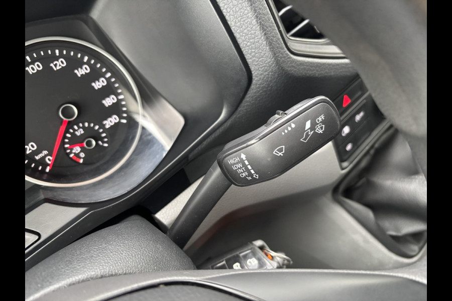 Volkswagen Crafter 35 2.0 TDI L3H2*A/C*CRUISE*HAAK*CAM*CARPLAY*