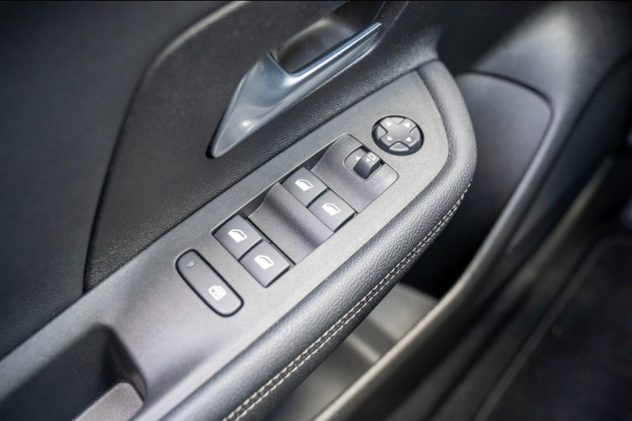 Opel Mokka 1.2 Turbo Ultimate | Prijs rijklaar incl. 12 mnd garantie | Lmv Pdc Camera DAB+ Carplay