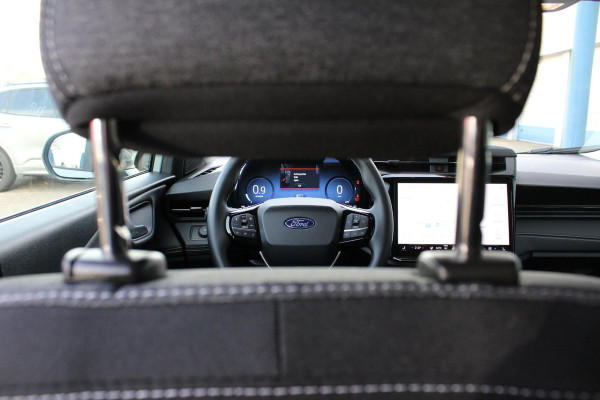 Ford Puma 1.0 EcoBoost Hybrid Titanium 125pk | NIEUWE MODEL! | Trekhaak Afneembaar | Driver Assistance Pack | Winterpack | Reservewiel | Comfort Pack