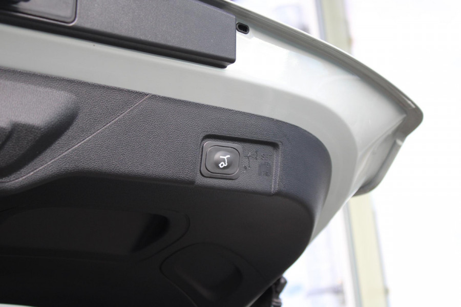 Ford Puma 1.0 EcoBoost Hybrid Titanium 125pk | NIEUWE MODEL! | Trekhaak Afneembaar | Driver Assistance Pack | Winterpack | Reservewiel | Comfort Pack