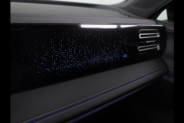 Volkswagen Tiguan 1.5 eHybrid R-Line Edition 204PK | Panoramadak | Black Style pakket | 20 Inch | Stoelverwarming | Navigatie