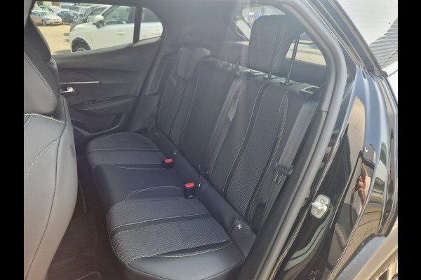 Peugeot 2008 1.2 PureTech EAT8 130PK GT Line /I Cockpit /Adap Cruise /Led