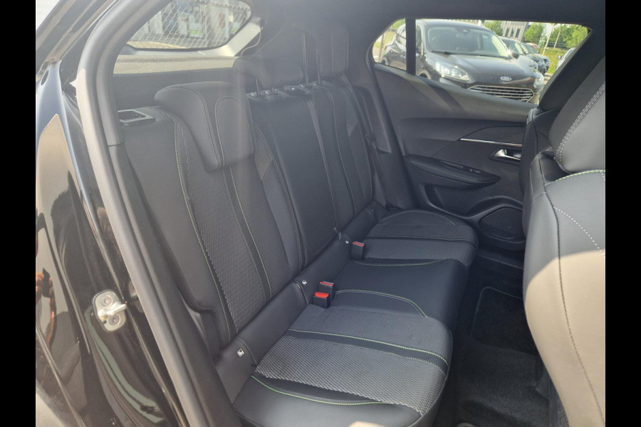 Peugeot 2008 1.2 PureTech EAT8 130PK GT Line /I Cockpit /Adap Cruise /Led