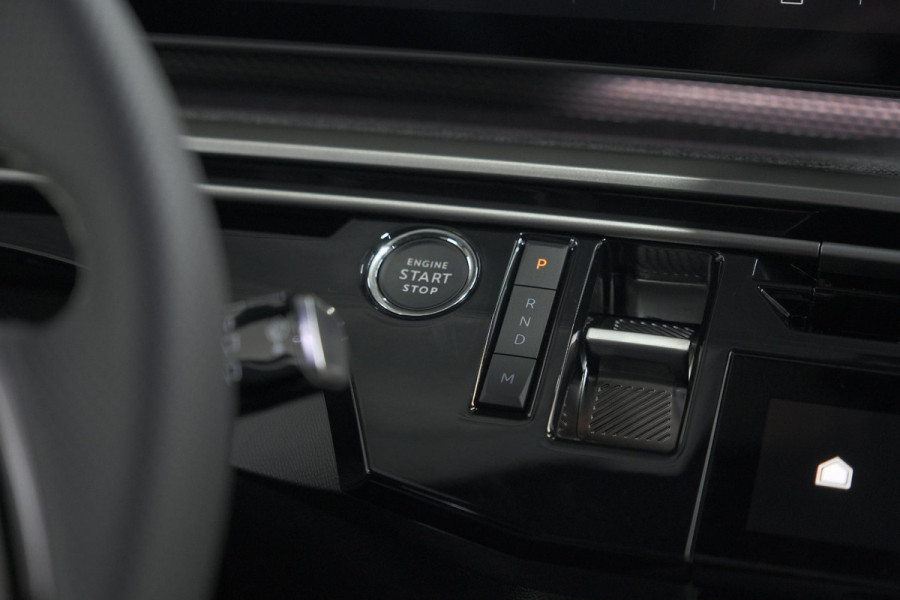 Peugeot 5008 HYbrid 145 e-DCS6 GT | Panoramadak | Camera | Elektrische Achterklep | Adaptieve Cruise Control