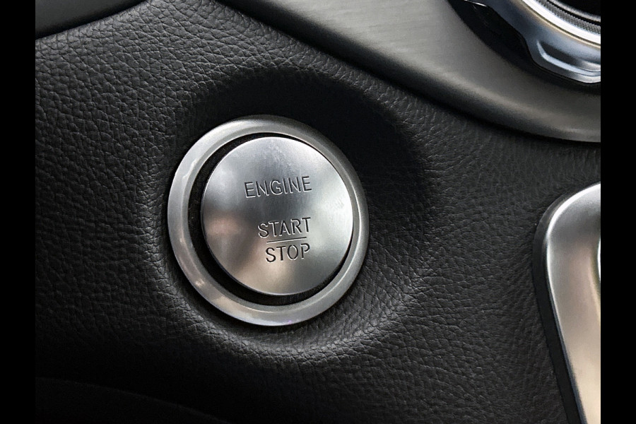 Mercedes-Benz GLA 180 Business Solution AMG Limited(Goed OnderH, Carplay, Navi, StoelV, Keyless, Camera, Etc)