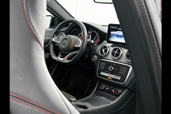Mercedes-Benz GLA 180 Business Solution AMG Limited(Goed OnderH, Carplay, Navi, StoelV, Keyless, Camera, Etc)