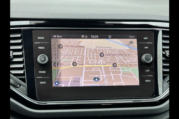 Volkswagen T-Roc 2.0 TSI 4Motion R Pano/Akra/Camera/Blind