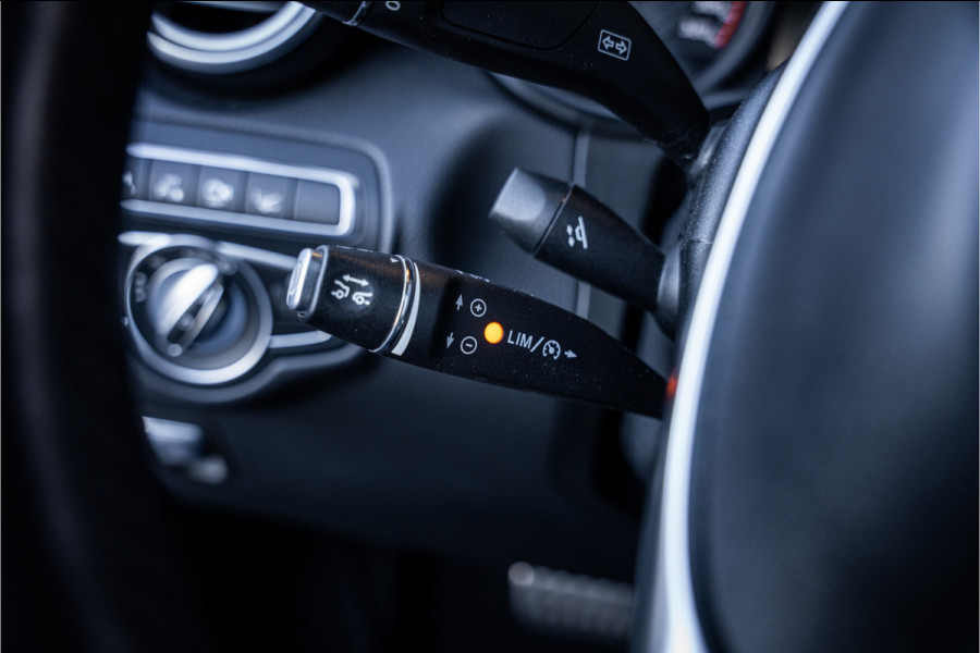 Mercedes-Benz GLC Coupé AMG GLC63 S 4MATIC+ - Panorama | Burmester | Carbon | Stoelmassage & koeling