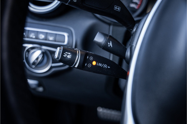 Mercedes-Benz GLC Coupé AMG GLC63 S 4MATIC+ - Panorama | Burmester | Carbon | Stoelmassage & koeling