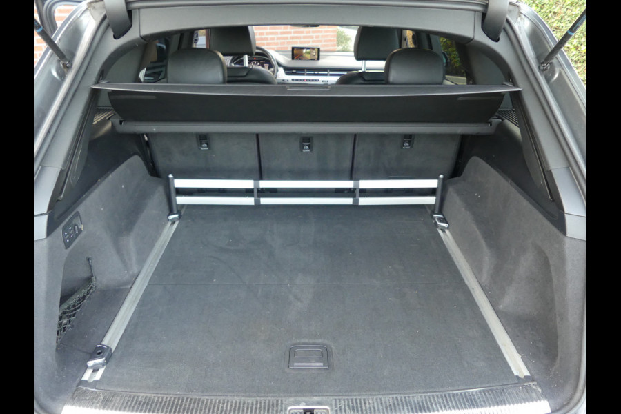 Audi SQ7 4.0 TDI SQ7 quattro 4wiel besturing Trekhaak/LED/Pano