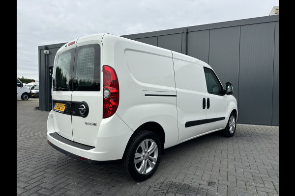 Opel Combo 1.3 CDTi E6 / L2H1 / SPORT / 1e EIG. / BOTT INRICHTING / CRUISE / AIRCO / LICHTMETAAL