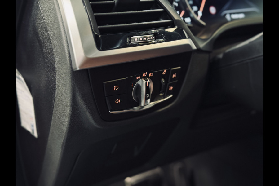 BMW X3 xDrive30i High Executive M-Sport | 20" | Individual | Trekhaak