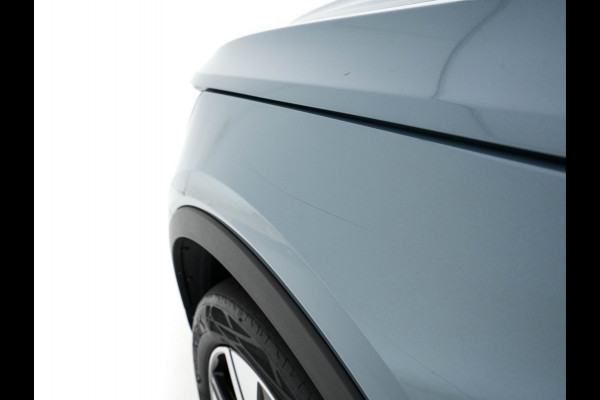 Volvo XC40 Recharge P8 AWD R-Design [ 3-Fase ] {SOH-91%} (INCL-BTW) *PANO | FULL-LEATHER | DIGI-COCKPIT | FULL-LED | MEMORY-PACK | HARMAN/KARDON | TOP-VIEW | CARPLAY | NAVI-FULLMAP | ECC | PDC | KEYLESS | HEATED-SPORTSEATS | BLIS | CAPLAY | 19"ALU*