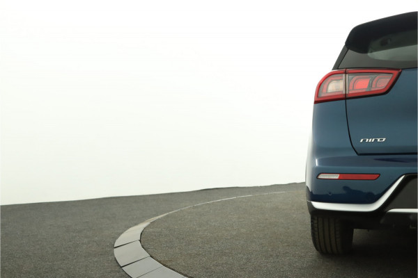 Kia Niro 1.6 GDi Hybrid DynamicLine - Automaat Apple Carplay/Android Auto - Cruise Control - Climate Control - Navigatie - achteruitrijcamera - Trekhaak Fabrieksgarantie tot 03-2026