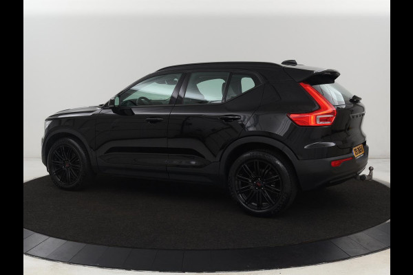 Volvo XC40 2.0 T4 Momentum | Trekhaak | 360 Camera | Adaptive cruise | Navigatie | 19'' | Half leder | Climate control | Bluetooth