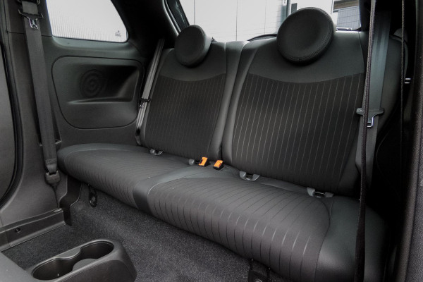 Fiat 500 1.0 Hybrid Rockstar | PANORAMADAK | CRUISE CONTROL | APPLE CARPLAY/ANDROID AUTO