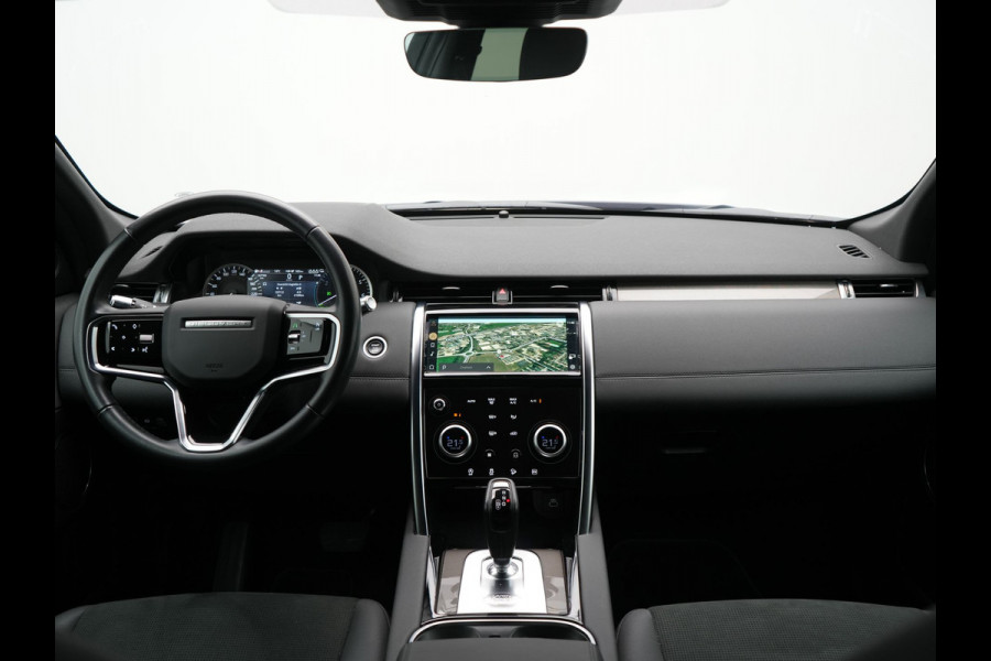 Land Rover Discovery Sport P300e S Plug In Hybrid 300pk Dealer O.H. PHEV | 360 Camera | Alcantara Sportstoelen Verwarmd | Apple Carplay | Navigatie | DAB |