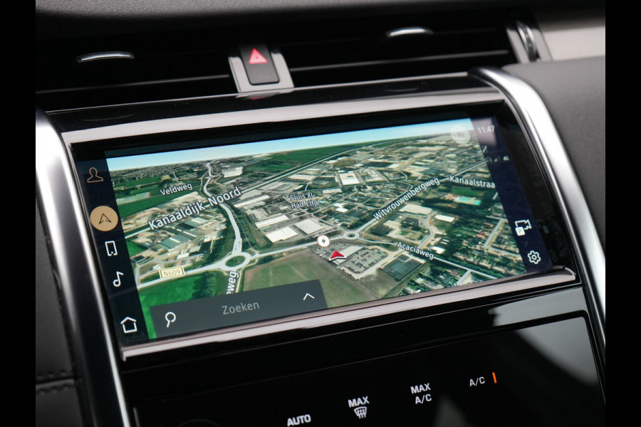 Land Rover Discovery Sport P300e S Plug In Hybrid 300pk Dealer O.H. PHEV | 360 Camera | Alcantara Sportstoelen Verwarmd | Apple Carplay | Navigatie | DAB |