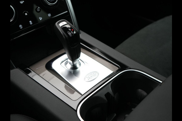 Land Rover Discovery Sport P300e S Plug In Hybrid 300pk Dealer O.H. PHEV | 360 Camera | Alcantara Sportstoelen Verwarmd | Apple Carplay | Navigatie | DAB |