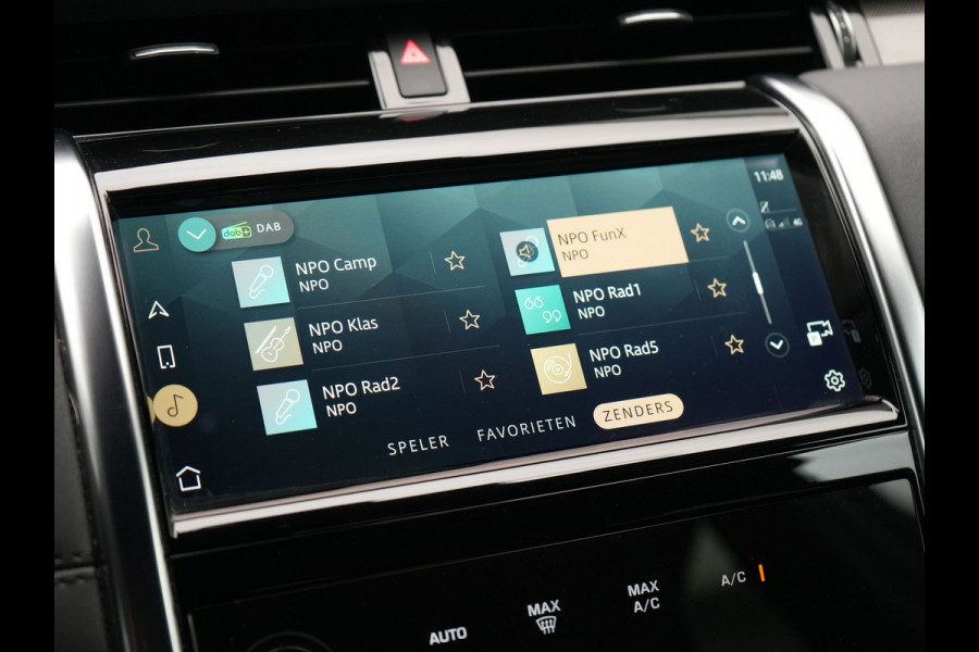 Land Rover Discovery Sport P300e S Plug In Hybrid 300pk Dealer O.H. PHEV | 360 Camera | Alcantara Sportstoelen Verwarmd | Apple Carplay | Navigatie | DAB |