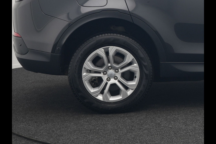 Land Rover Discovery Sport P300e S Plug In Hybrid 300pk Dealer O.H. PHEV | 360 Camera | Alcantara Sportstoelen Verwarmd | Apple Carplay | Navigatie | DAB |