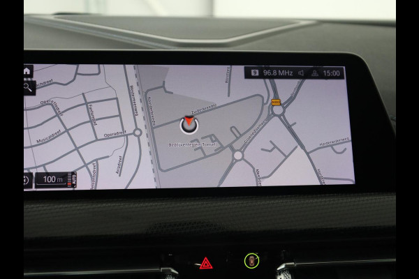 BMW 2 Serie Gran Coupé 218i M Sport | Panoramadak | Stoelverwarming | Camera | Sfeerverlichting | Carplay | Navigatie | Sportstoelen | Park Assist | Live Cockpit | Climate control