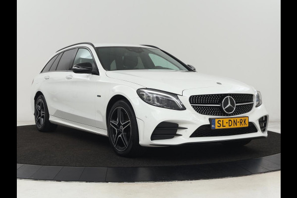 Mercedes-Benz C-Klasse 300e AMG Night | Stoelverwarming | Carplay | Leder/Alcantara | Camera | Navigatie | Park Assist | Full LED | PHEV | Plug In