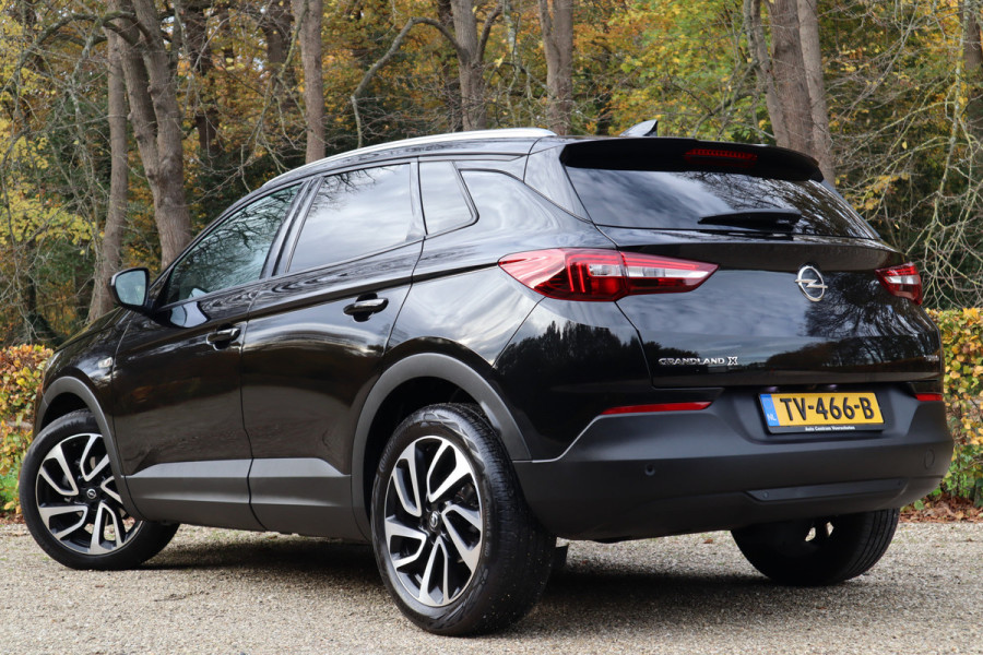 Opel Grandland X 1.2 Turbo Business + | Carplay | Camera | Navi | 19 inch |