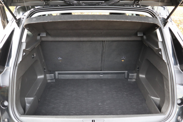 Opel Grandland X 1.2 Turbo Business + | Carplay | Camera | Navi | 19 inch |