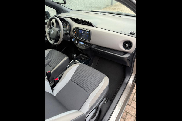 Toyota Yaris 1.5 Hybrid Selection CarPlay Camera
