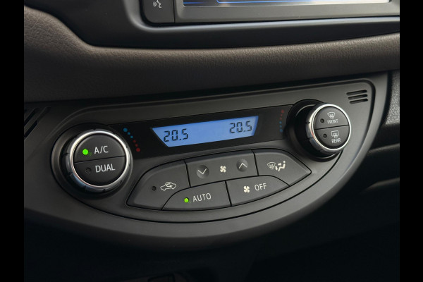 Toyota Yaris 1.5 Hybrid Selection CarPlay Camera