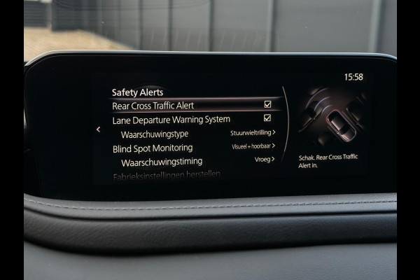Mazda CX-30 2.0 e-SkyActiv-G M Hybrid CarPlay