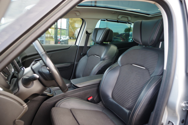 Renault Grand Scénic 1.2 TCe 130 PK Bose 7p, Panoramadak, Trekhaak, LED, Keyless, Camera,