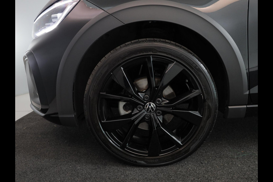 Volkswagen Taigo 1.0 TSI R-Line Edition 116 pk Automaat (DSG) | Verlengde garantie | Navigatie | Parkeersensoren | Achteruitrijcamera | Adaptieve cruise control | Black Style pakket | R-Line |