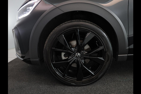 Volkswagen Taigo 1.0 TSI R-Line Edition 116 pk Automaat (DSG) | Verlengde garantie | Navigatie | Parkeersensoren | Achteruitrijcamera | Adaptieve cruise control | Black Style pakket | R-Line |