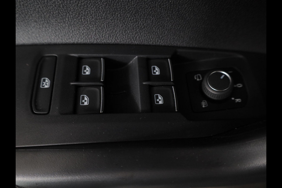 Volkswagen Taigo 1.0 TSI R-Line Edition 116 pk Automaat (DSG) | Verlengde garantie | Navigatie | Parkeersensoren | Achteruitrijcamera | Adaptieve cruise control | Black Style pakket | R-Line |