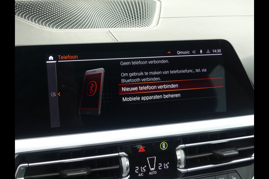 BMW 3 Serie Touring 330i Touring M Pakket Panoramadak/Camera/LED/LEER