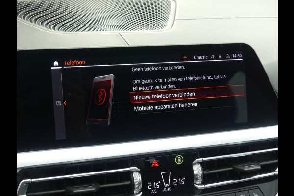 BMW 3 Serie Touring 330i Touring M Pakket Panoramadak/Camera/LED/LEER