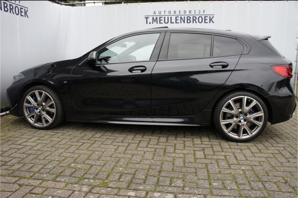 BMW 1-serie M135i xDrive High Executive Panoramadak, Head up