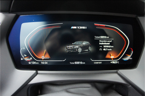 BMW 1-serie M135i xDrive High Executive Panoramadak, Head up